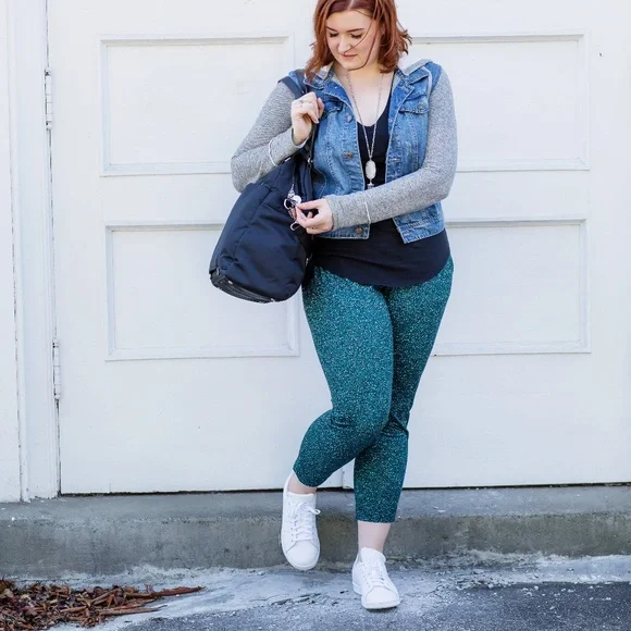 Lululemon Jet Crop (Slim) Luxtreme Forage Teal Sz 10 - Picture 6 of 11